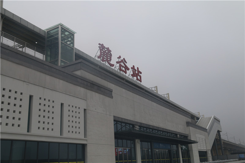 在火車站，千萬別忽視這5類靜態(tài)標(biāo)識(shí)牌